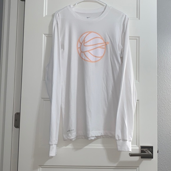 NWOT Mens Long Sleeve Basketball Tee - Picture 1 of 5